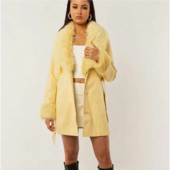Peppermayo ‘Songs of Sunshine’ Faux Leather Yellow Penny Lane Coat - Picture 1 of 3